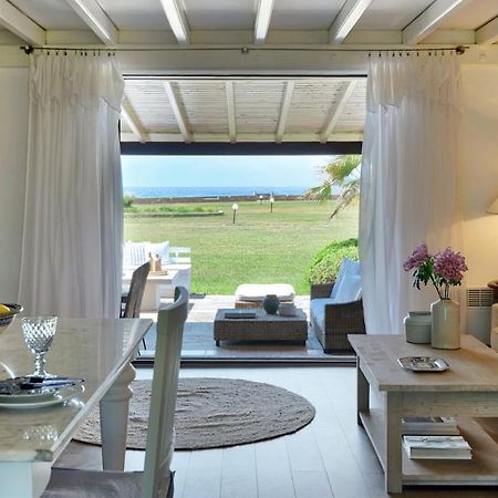 Soleado Beachfront Villa Skála Foúrkas Eksteriør bilde