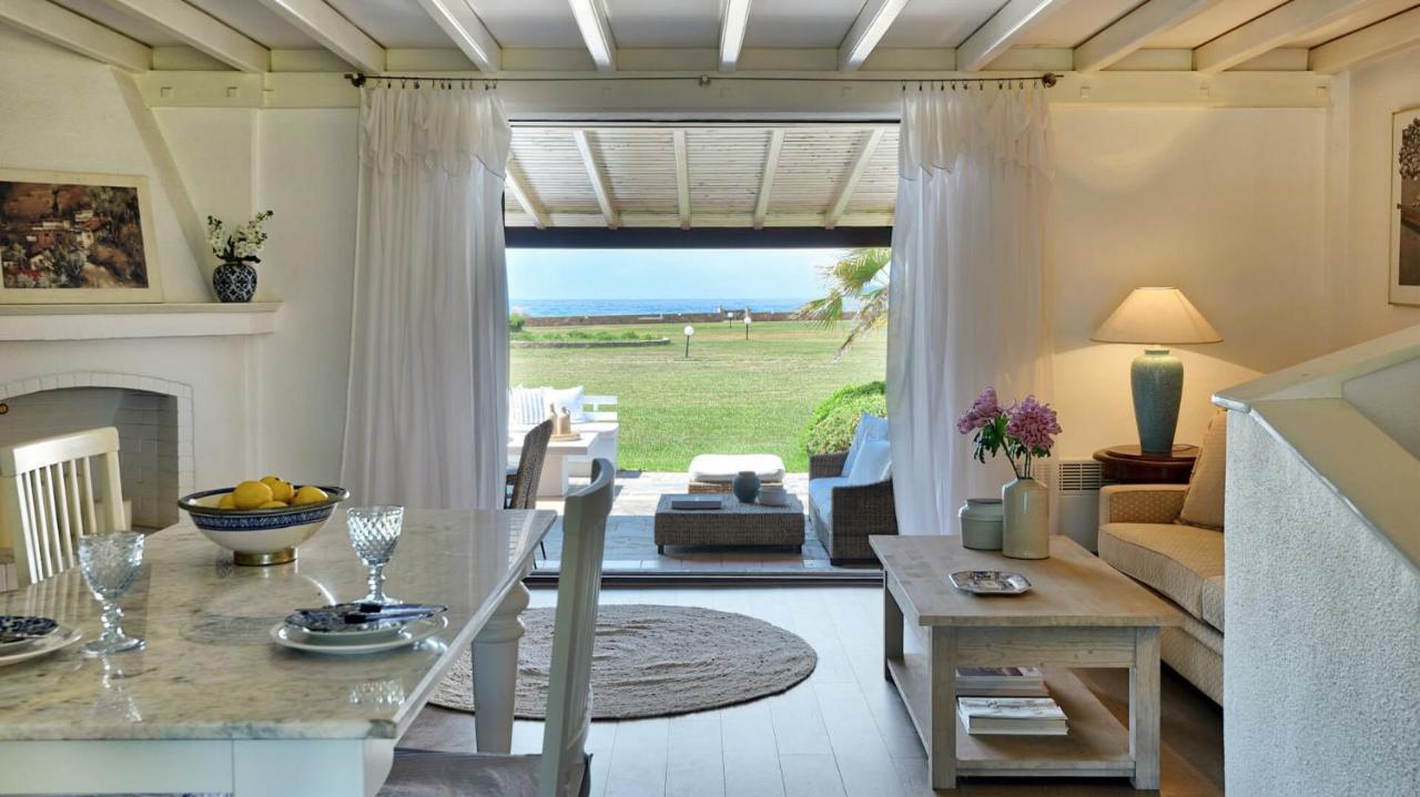 Soleado Beachfront Villa Skála Foúrkas Eksteriør bilde